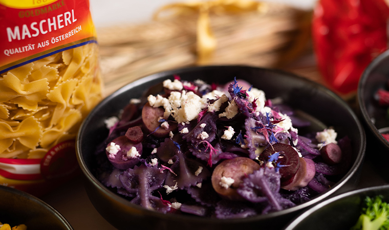 Purple Pasta | Nudeln mit Rotkohl und violetten Karotten