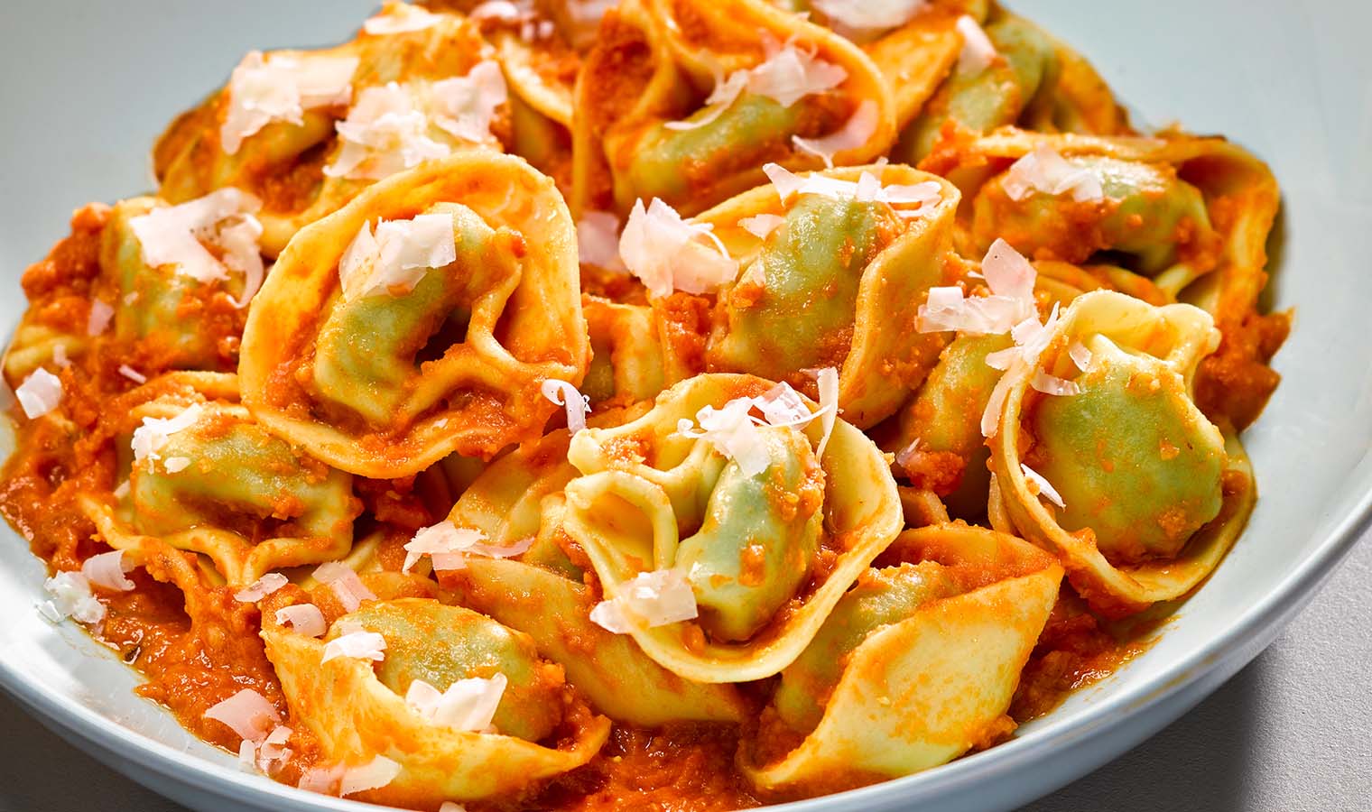 „Flotti Karotti“ Tortelloni in Tomatensauce mit verstecktem Gemüse